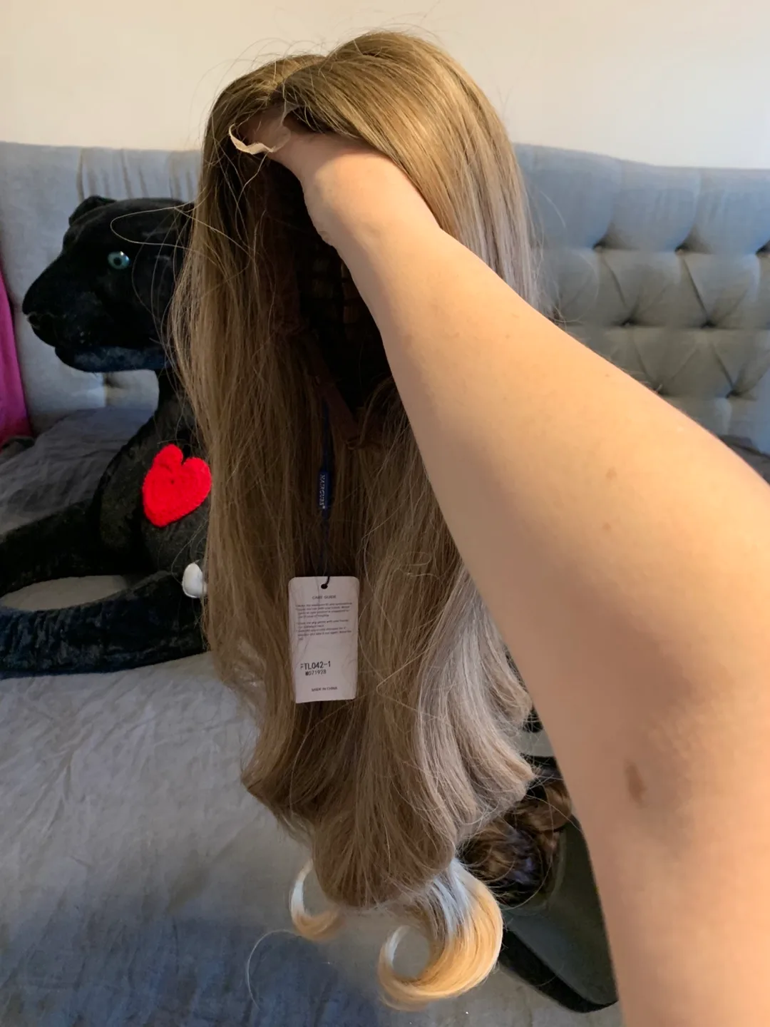 Long Blonde Wig image indicator(2)