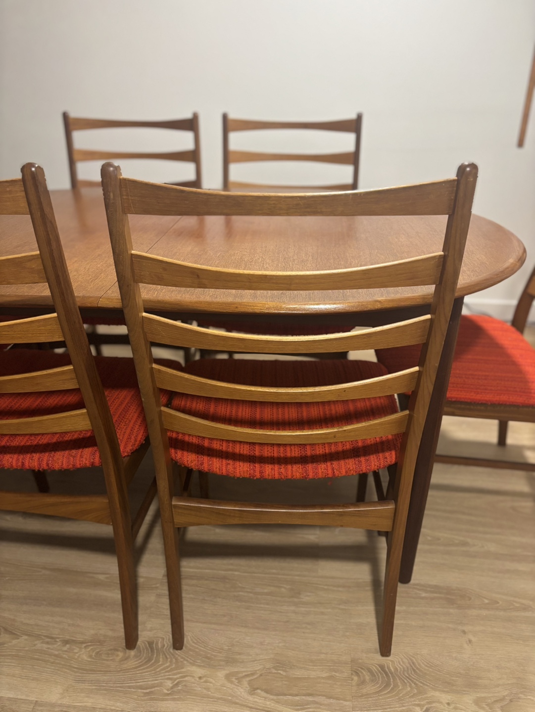 Teak dining room table and 6 chairs - photo 3