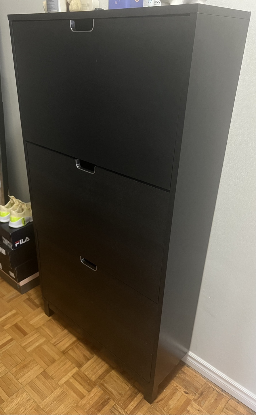 Black Shoe Cabinet with Three Compartments