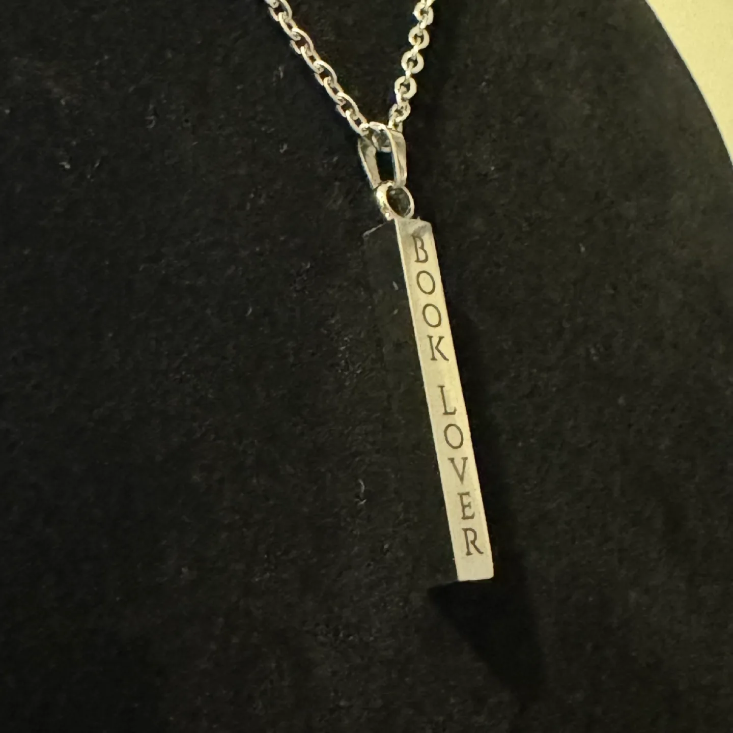 🧡 Book Lover Bar Pendant Silver Tone Necklace image indicator(4)