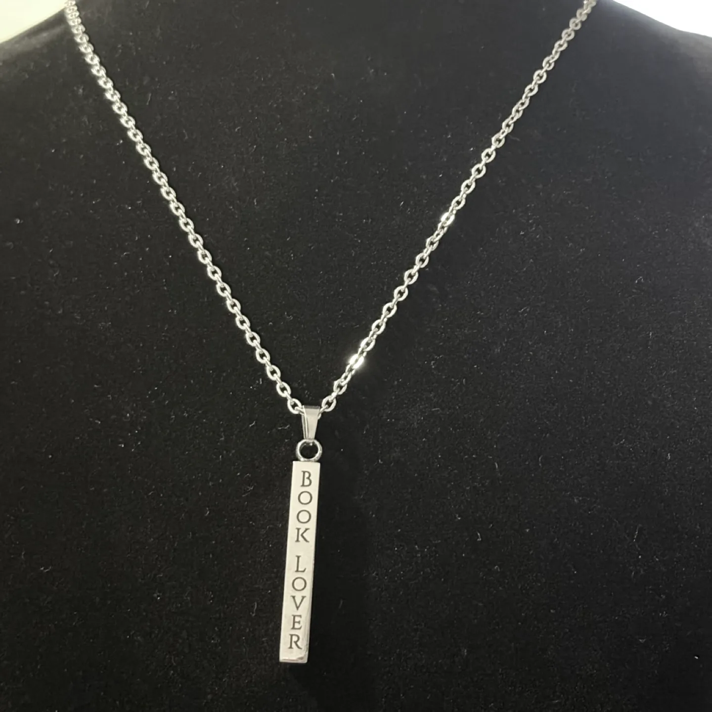 🧡 Book Lover Bar Pendant Silver Tone Necklace image indicator(3)