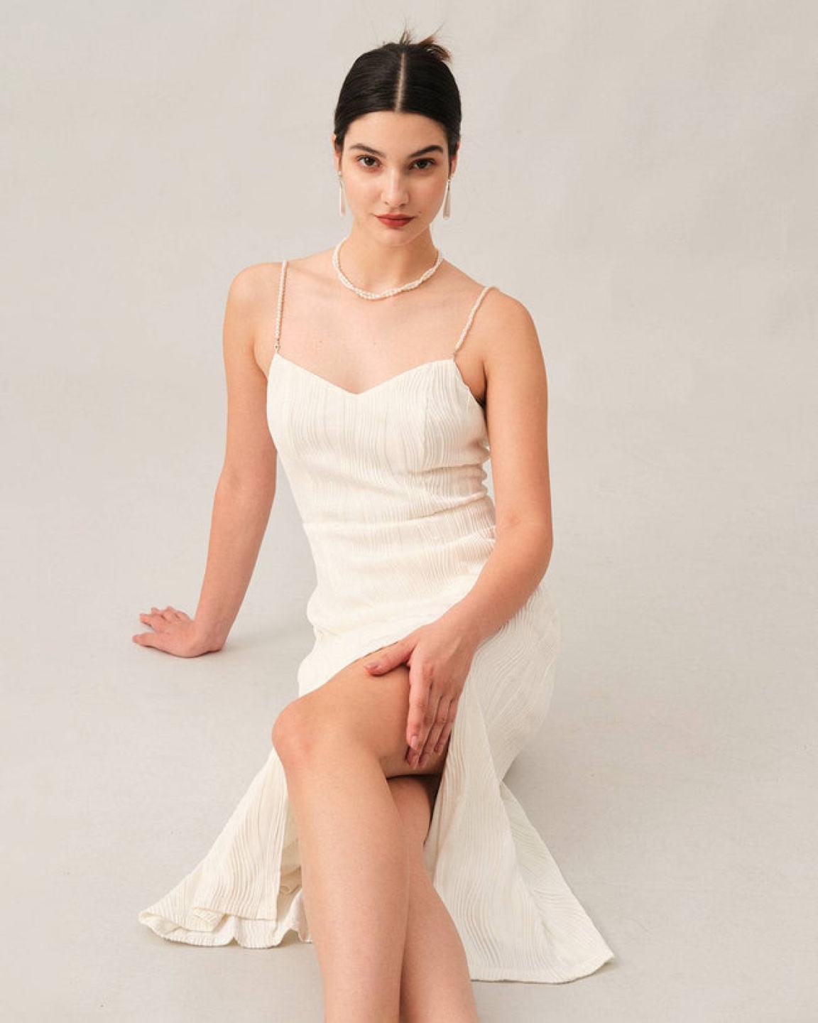 Rihoas Elegant White Midi Dress with Pearl Straps - photo 3