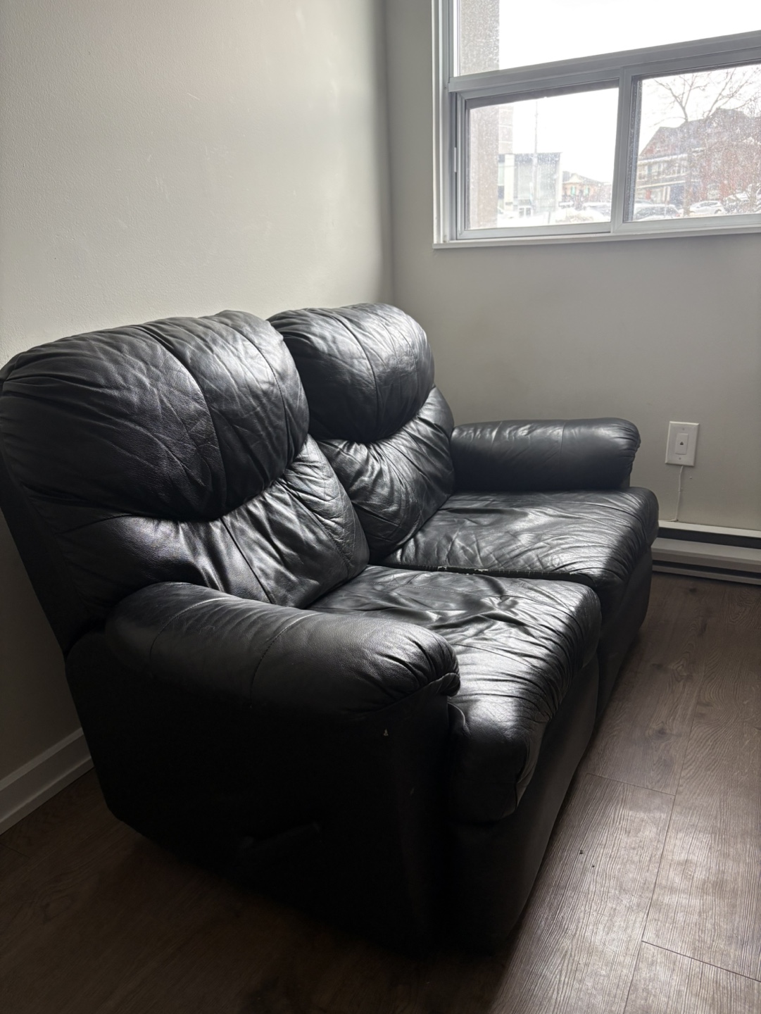 Black Leather Recliner Loveseat