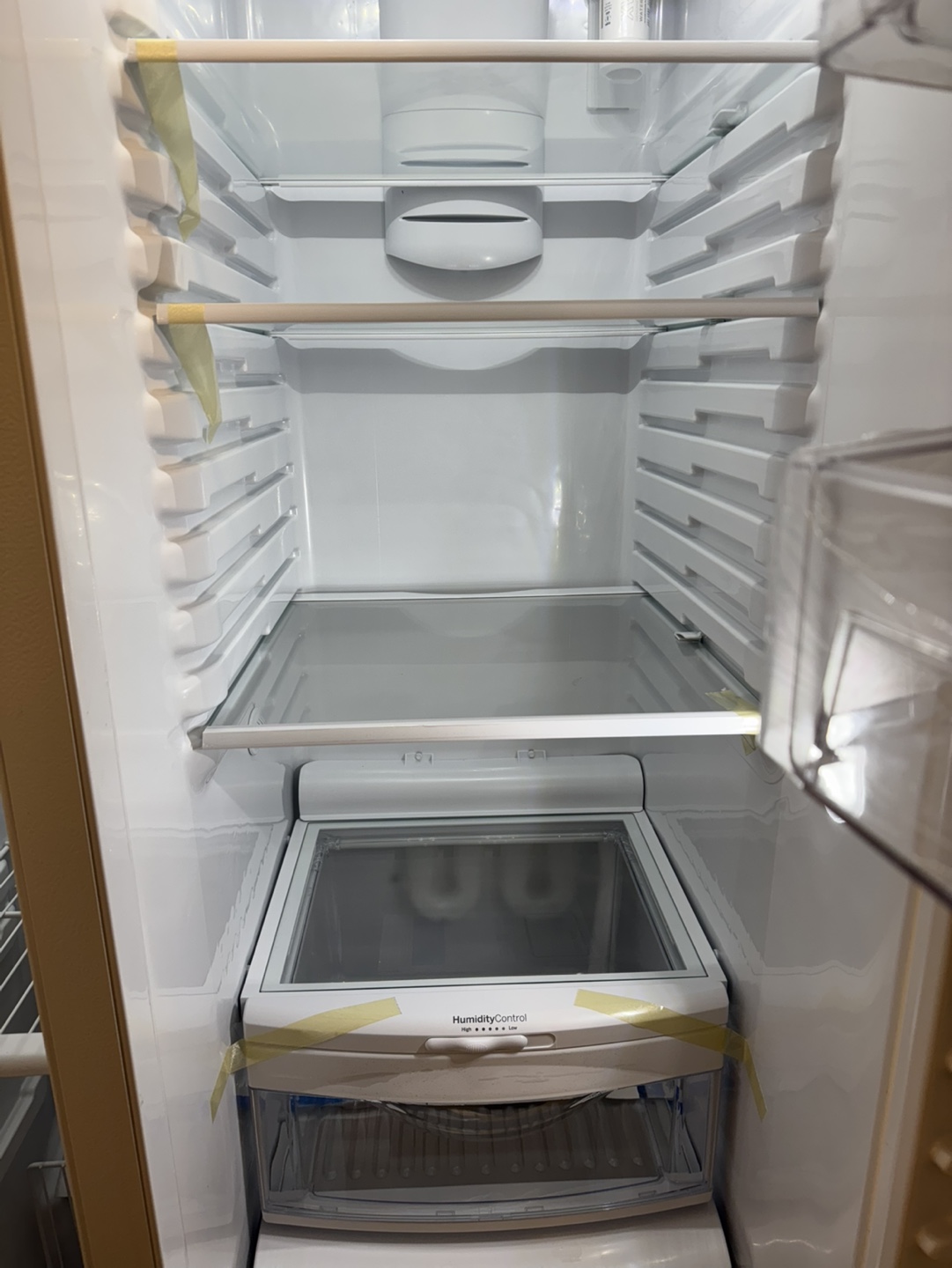 GE 33-inch Side-by-Side Refrigerator - White - photo 5