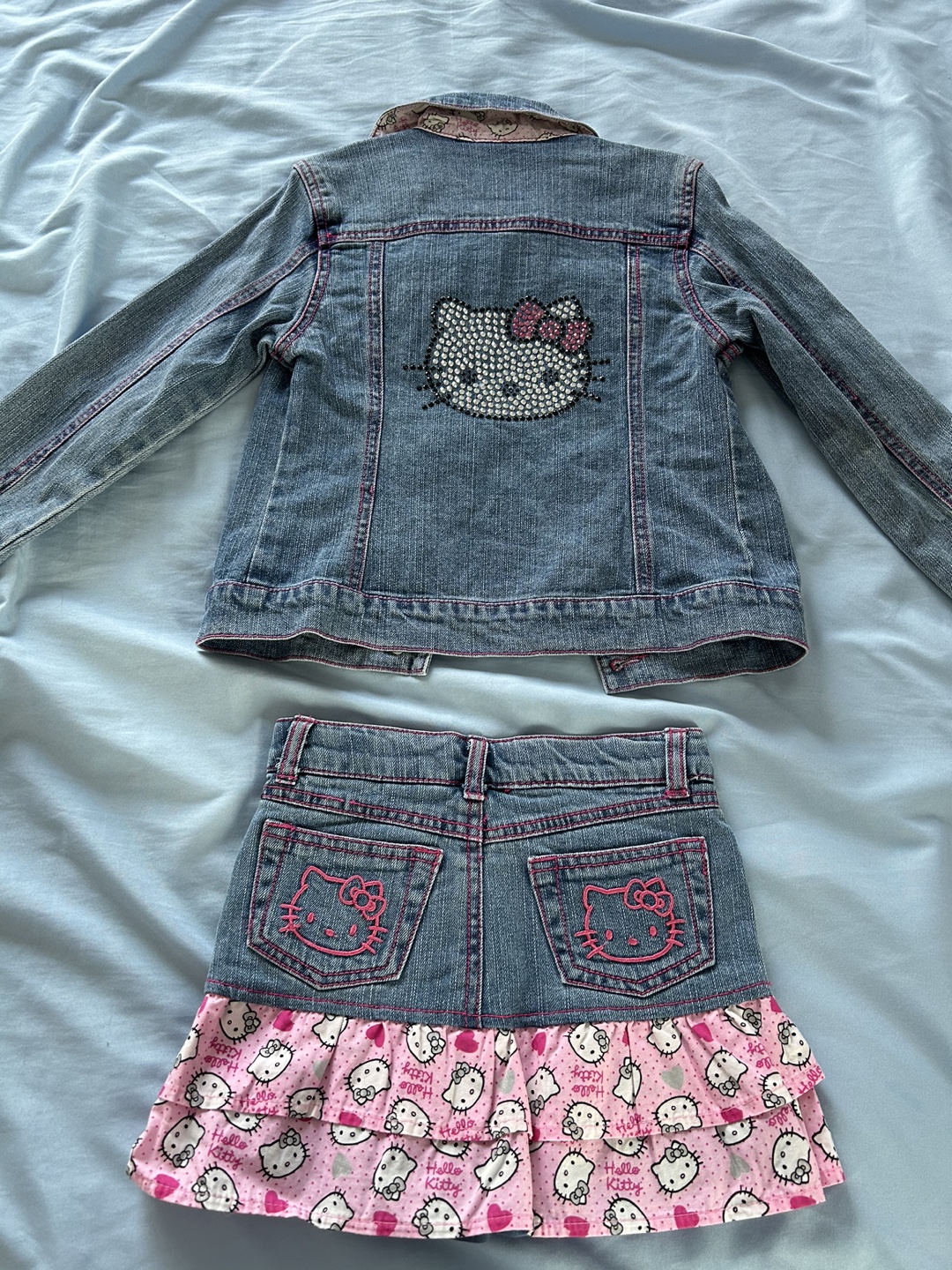 Hello Kitty Denim Jacket and Skirt Set Kids Size 5/6 - photo 2