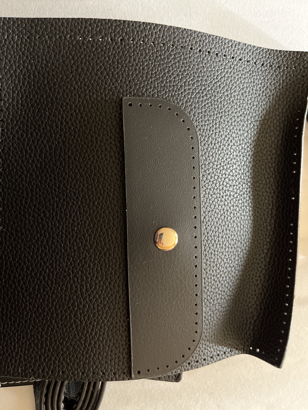 🧡 DIY Black Faux Leather Handbag Kit - photo 3
