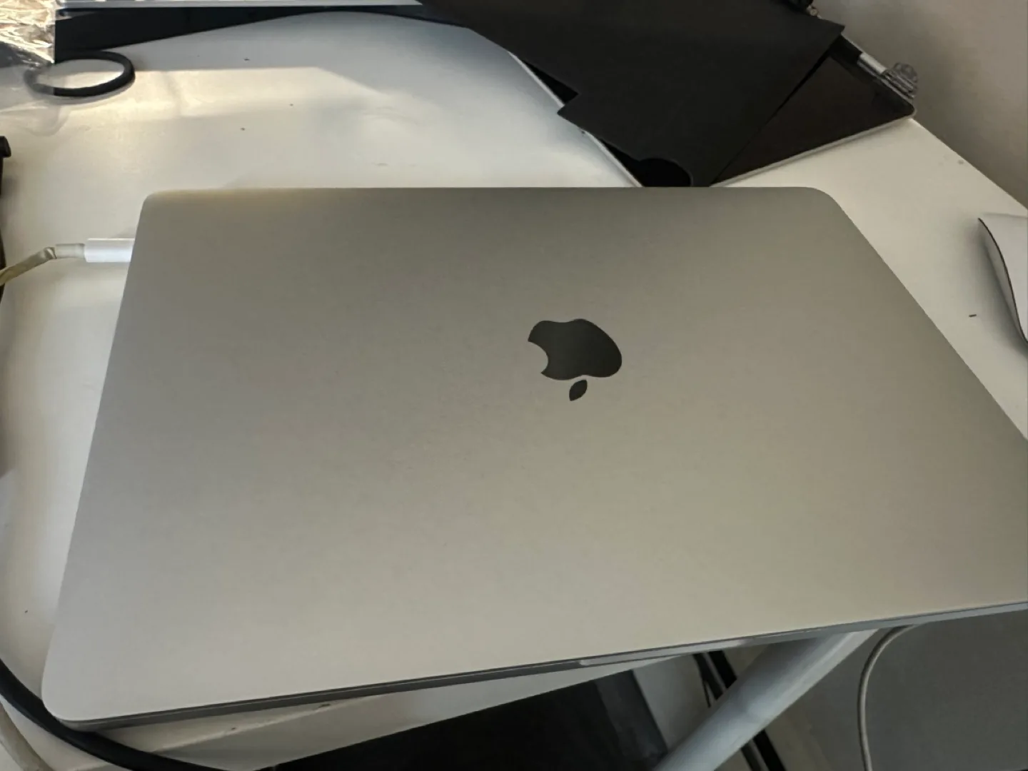 MacBook Pro 13-inch, 2020 1.4 GHz Quad-Core Intel Core i5 image indicator(4)