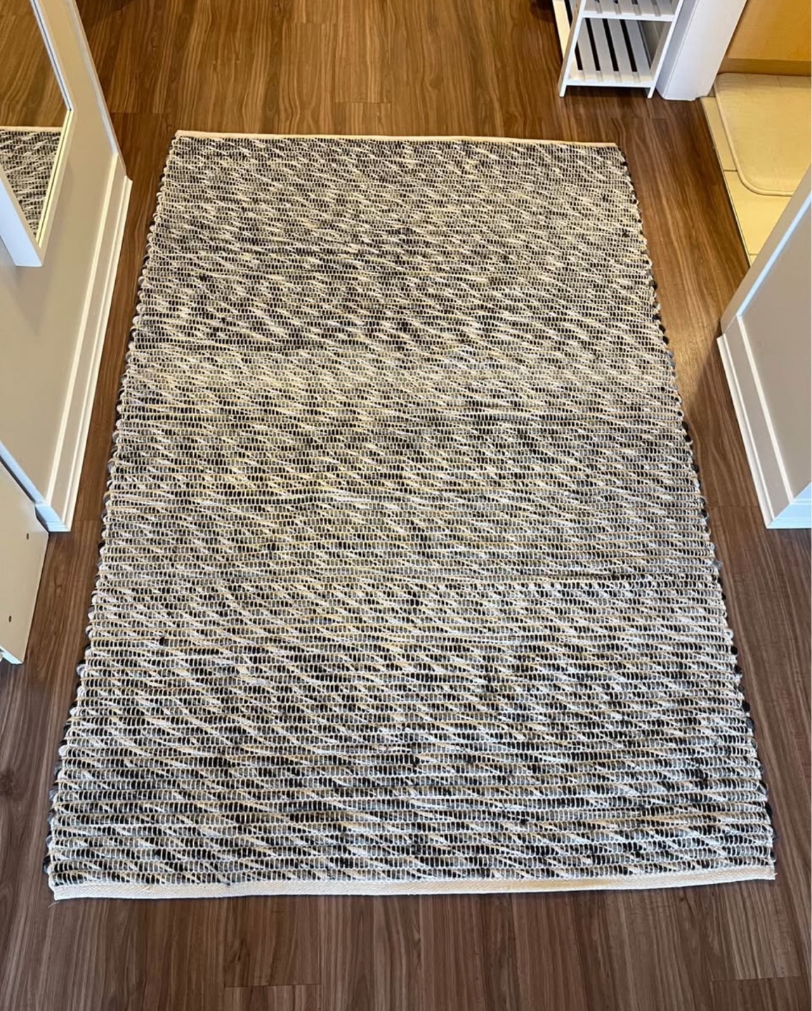 4x6 like new area rug - photo 2