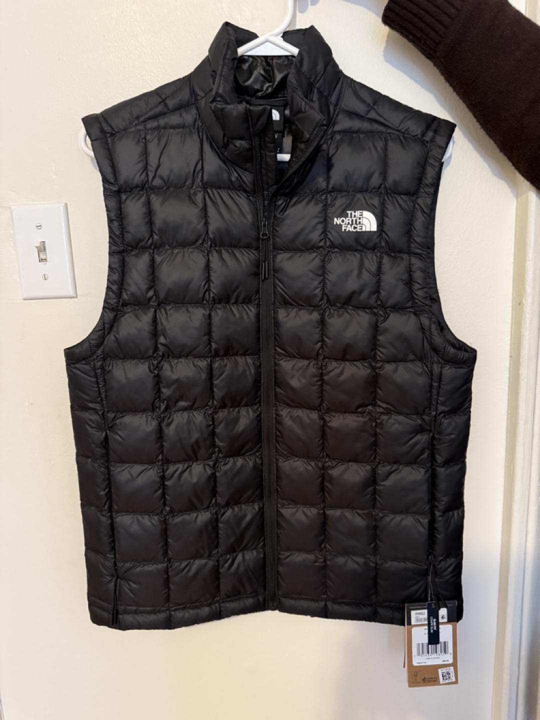 The North Face Men's ThermoBall Eco Slim Fit Vest - Size Small