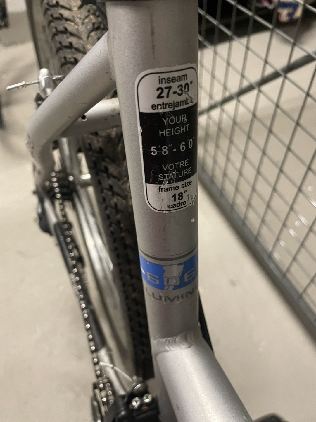 CCM Mountain Bike - 18" Frame (parts) 🧡 - photo 3
