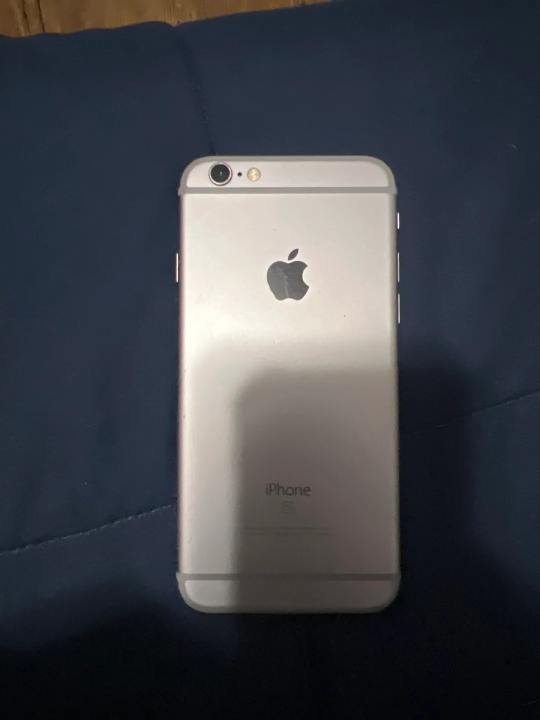 iPhone 6s - Used Smartphone - unlocked image indicator(2)