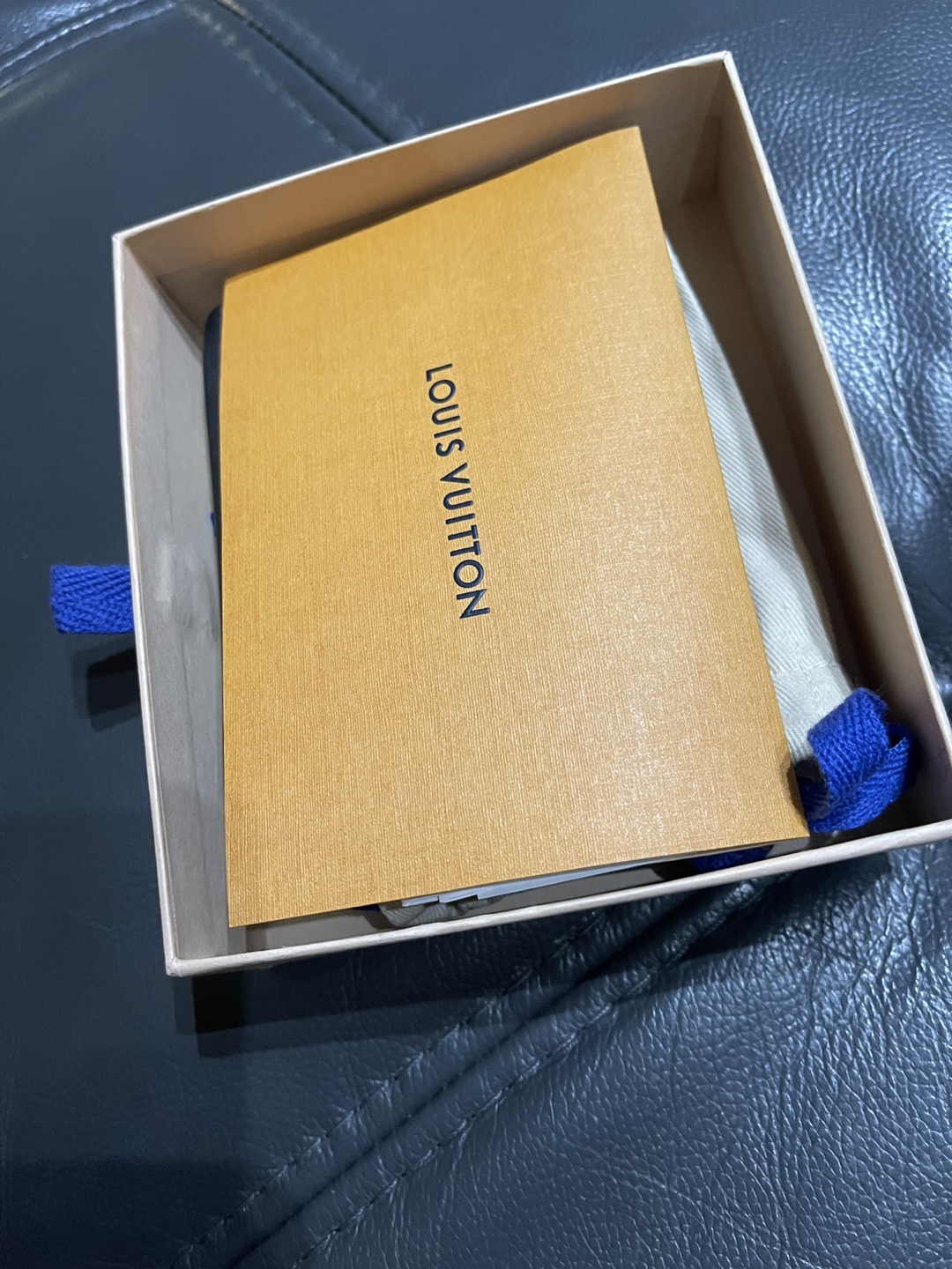 Louis Vuitton Card Holder - photo 5