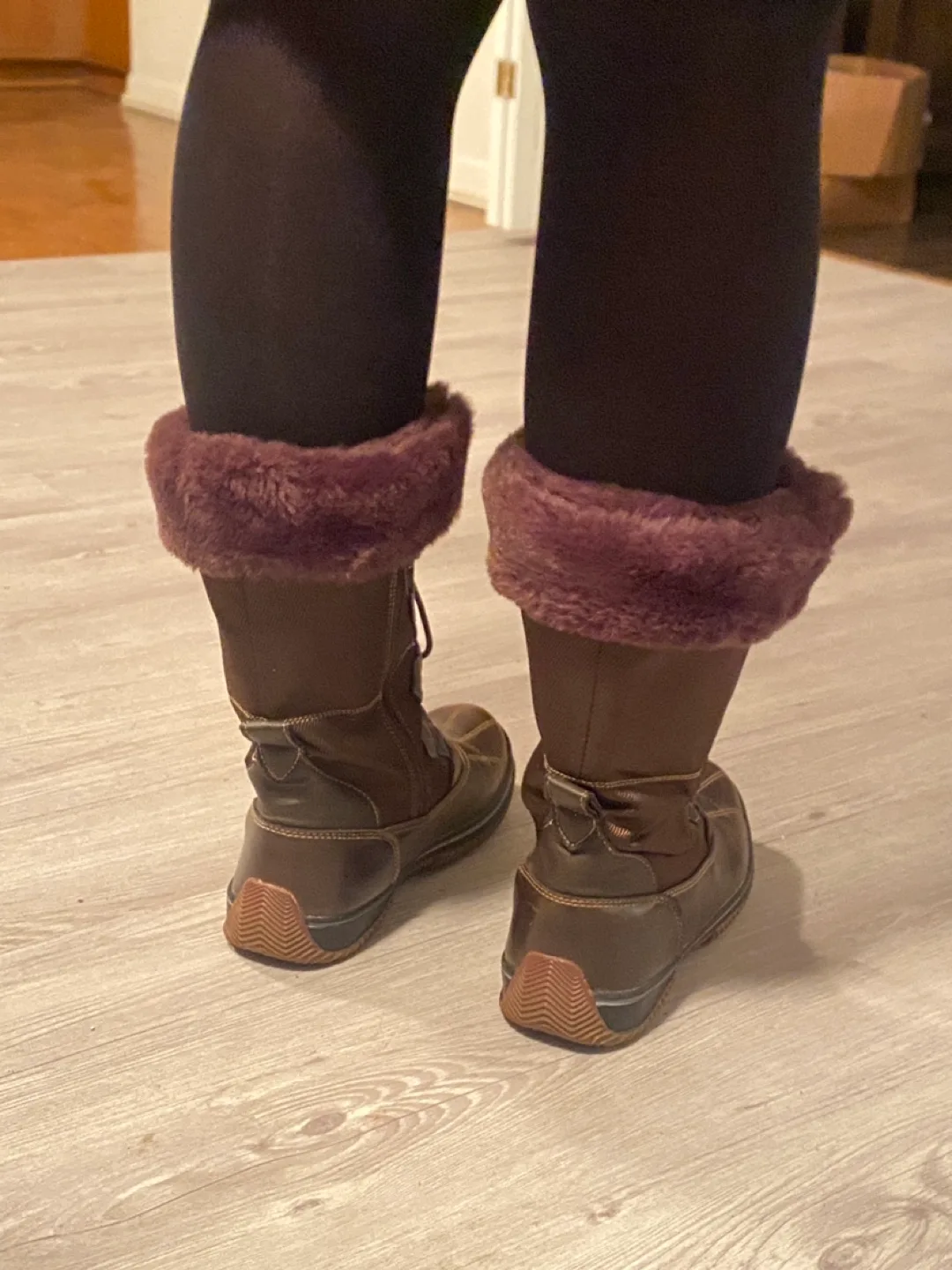 London Fog Faux Fur Lined Lace Up Boots Size 40 image indicator(3)