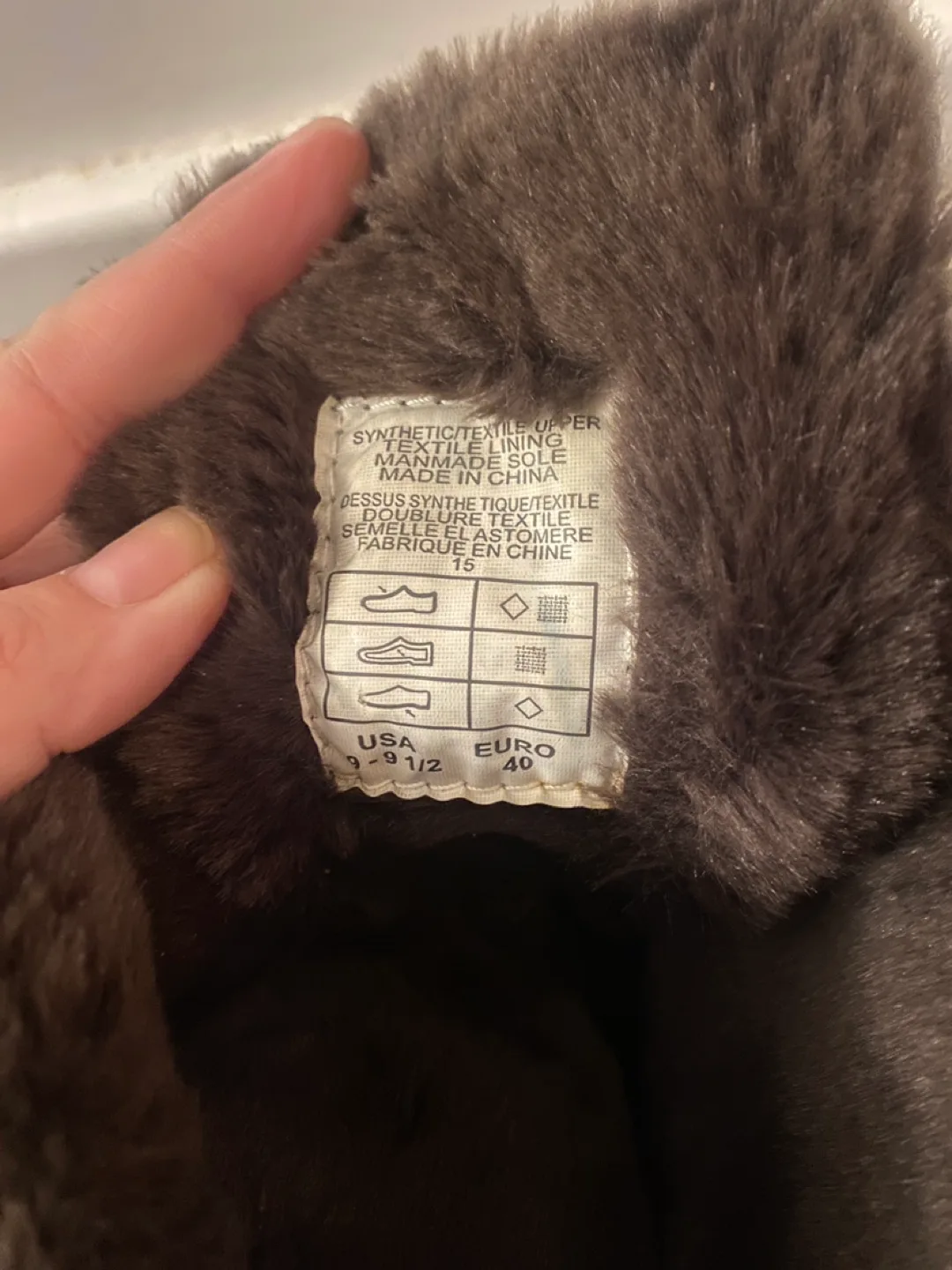 London Fog Faux Fur Lined Lace Up Boots Size 40 image indicator(6)