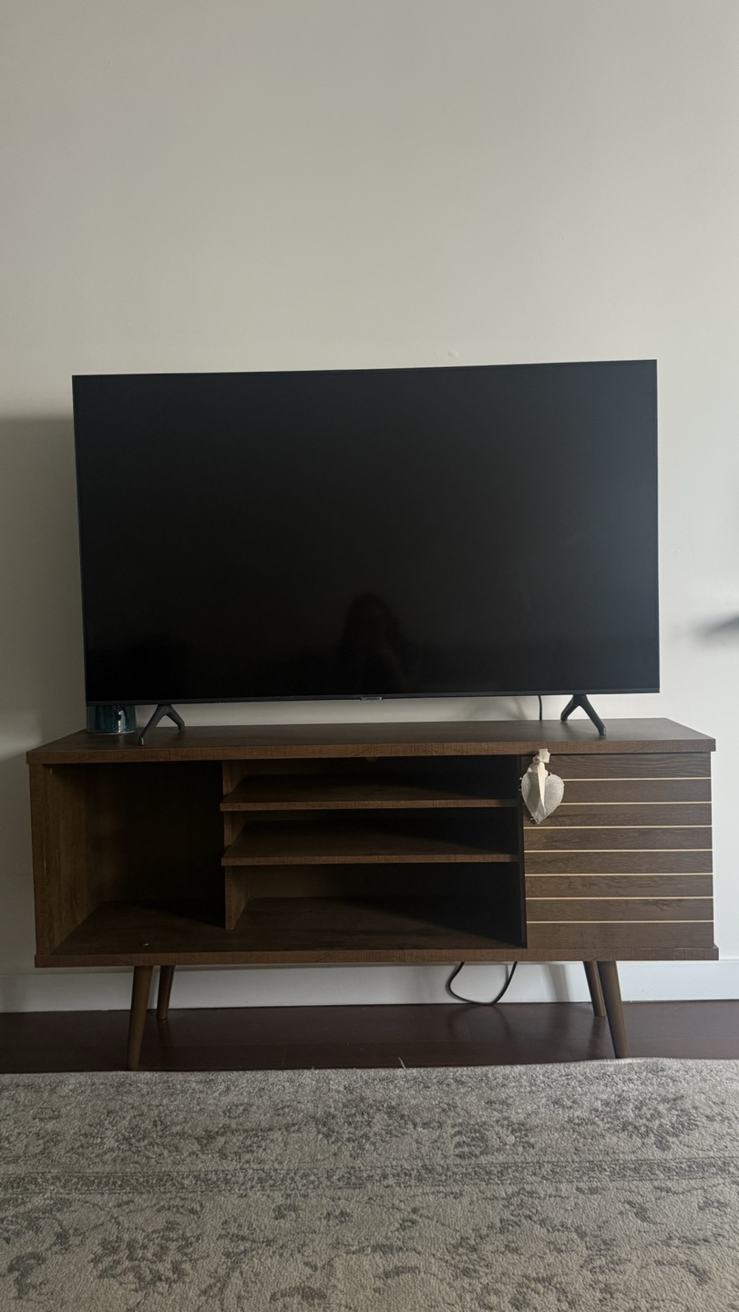 Mid-Century Modern TV Stand - photo 2