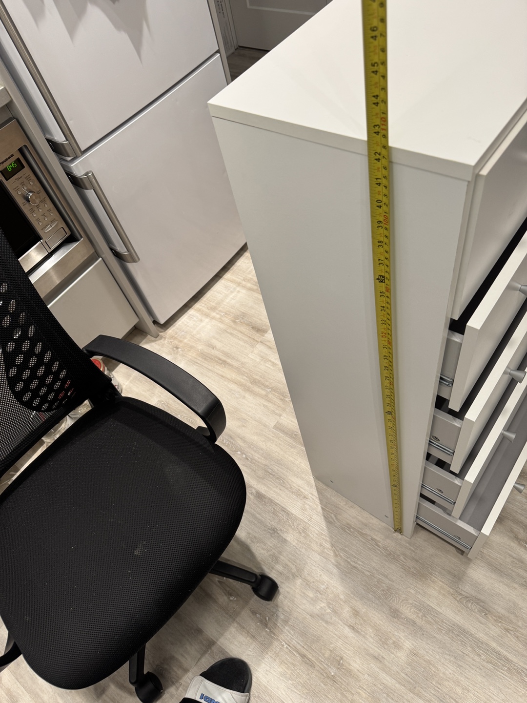 White 5-Drawer Chest of Drawers - photo 5