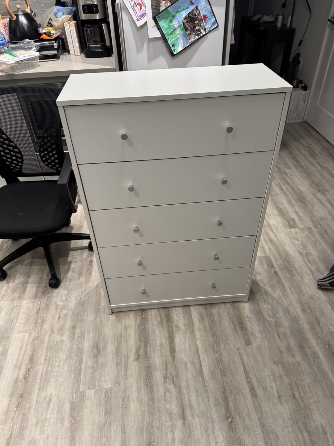 White 5-Drawer Chest of Drawers