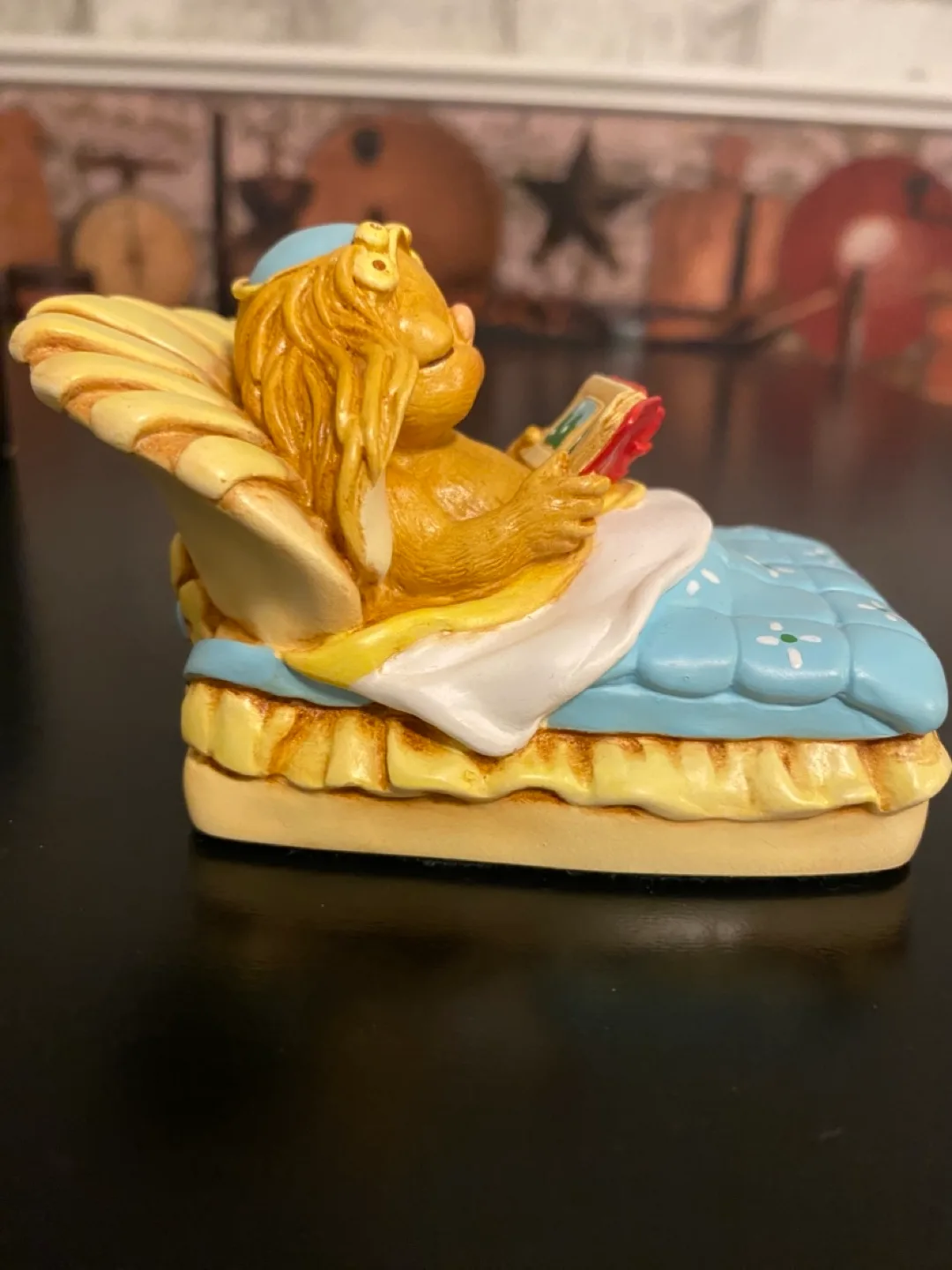 NEW! Pendelifin Rabbit Collectable Figurine! image indicator(2)