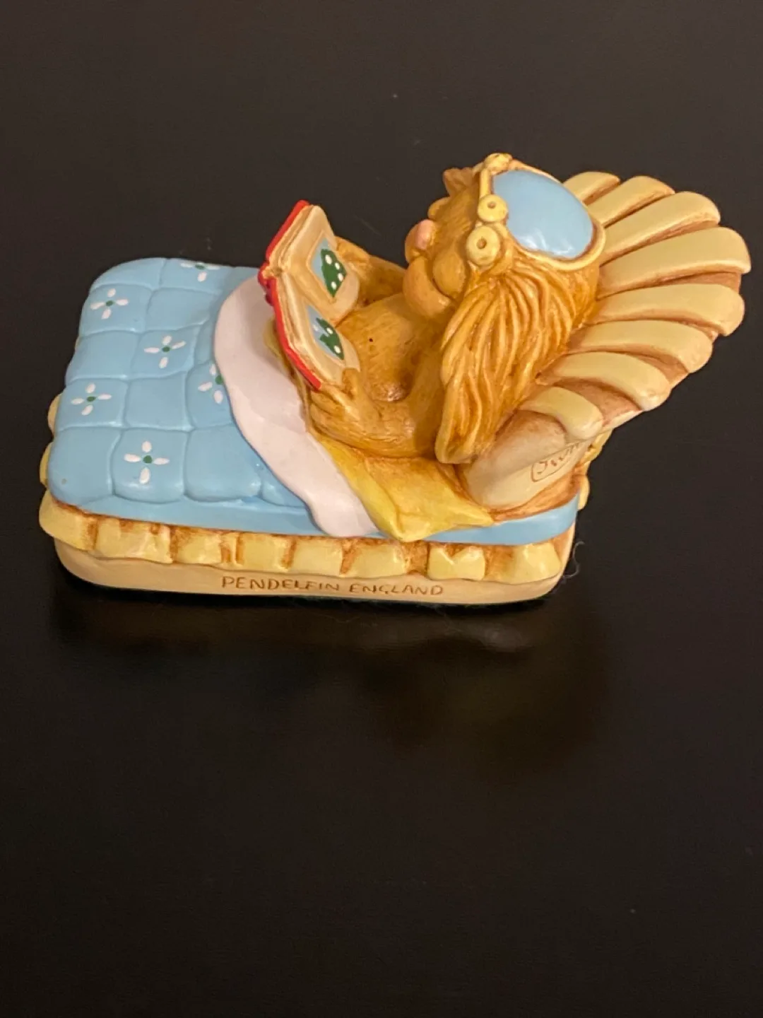 NEW! Pendelifin Rabbit Collectable Figurine! image indicator(5)