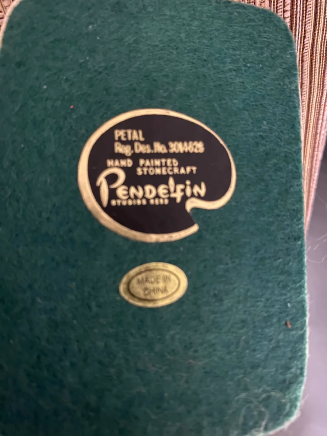 NEW! Pendelifin Rabbit Collectable Figurine! image indicator(3)