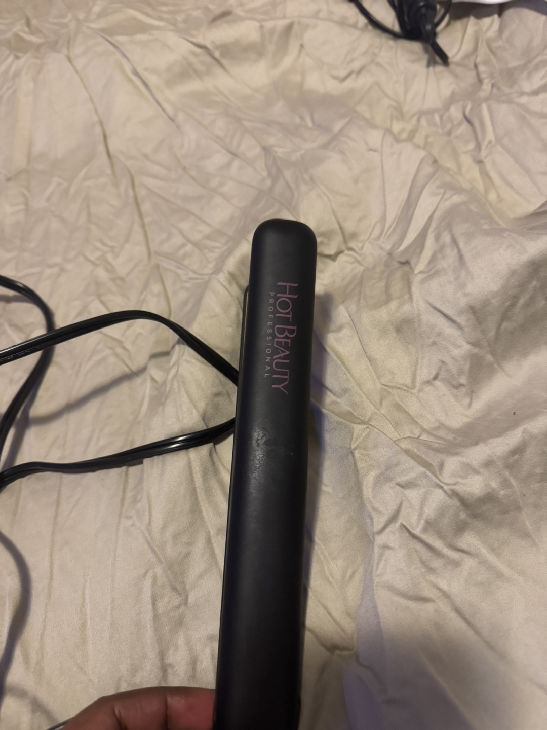 Hot Beauty Professional Flat Iron and Comb - photo 2