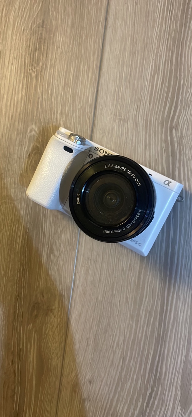 Sony a6000 White Camera with Lens