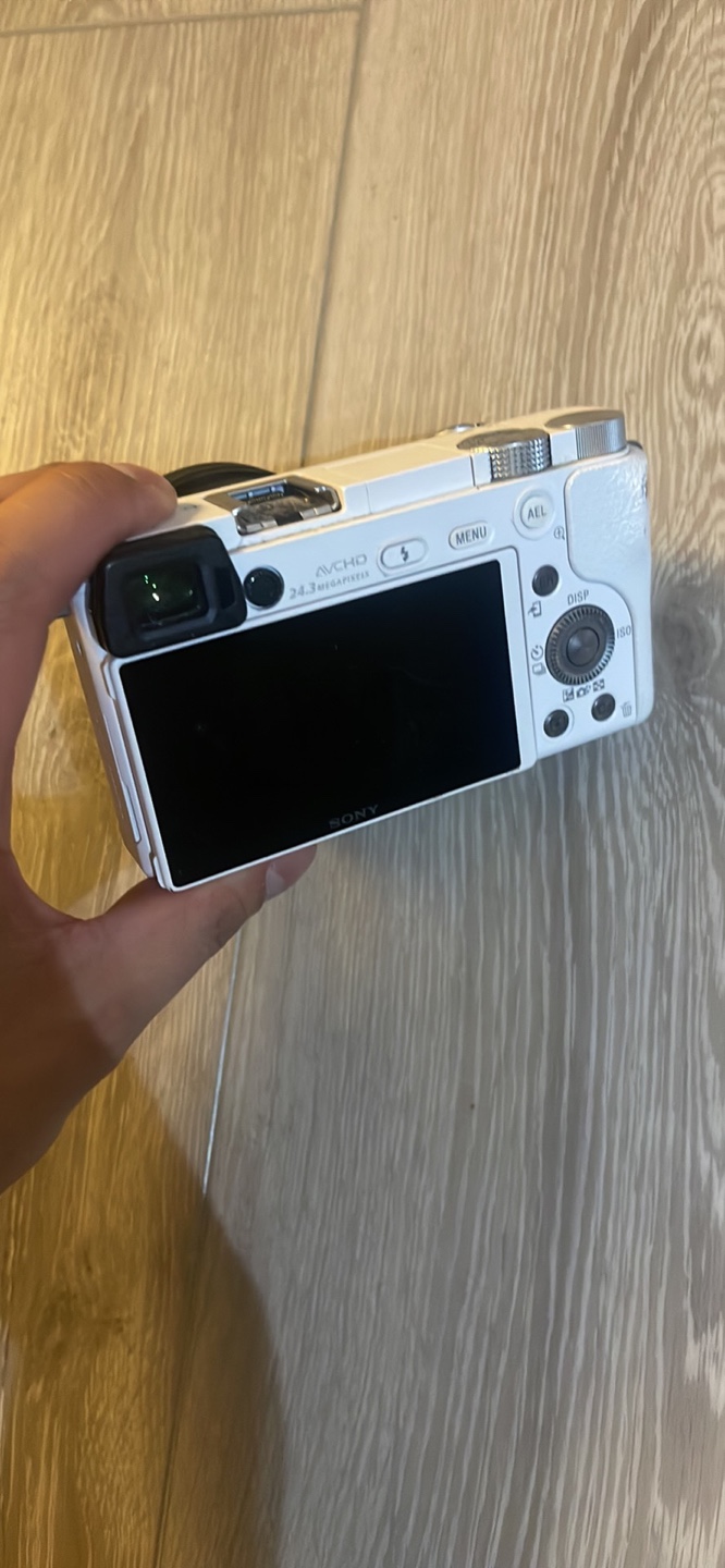 Sony a6000 White Camera with Lens - photo 4