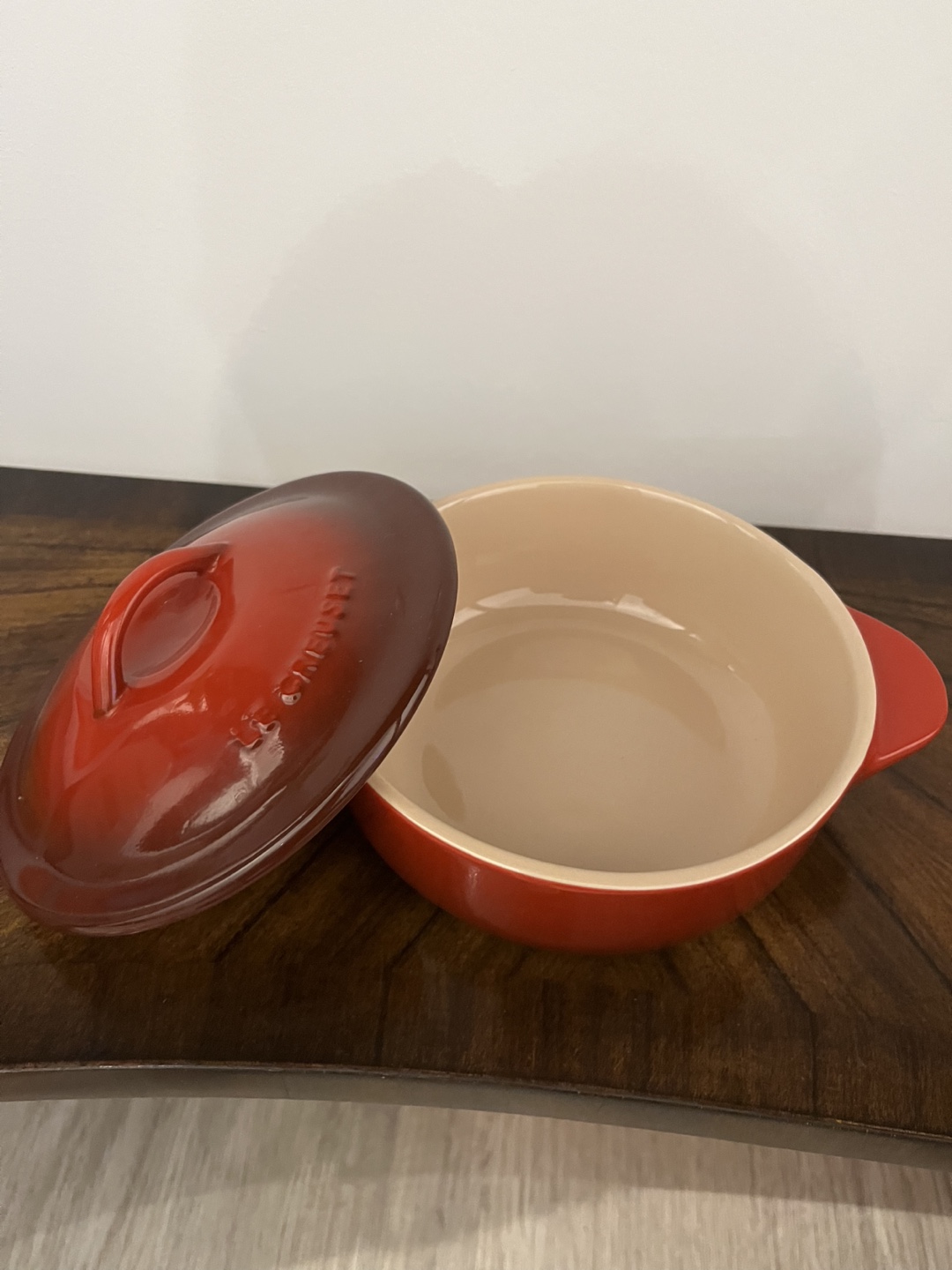 Le Creuset Stoneware Ramekin with Lid - Red - photo 3