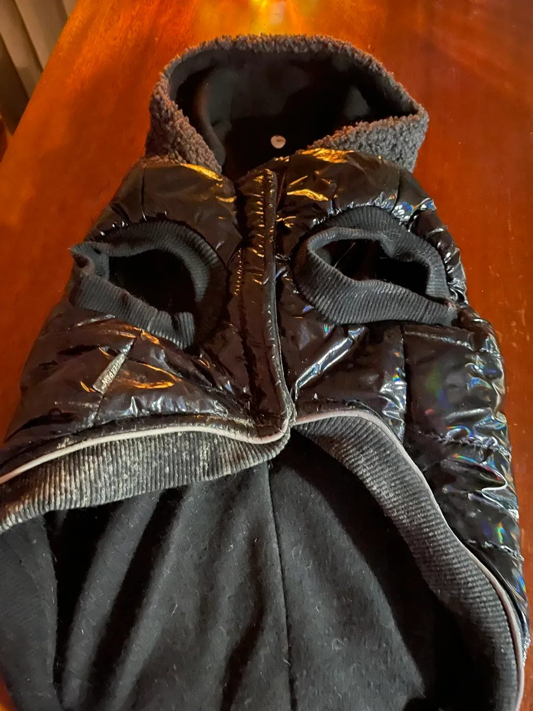 Dog’s Black Puffer Jacket with Sherpa Lining image indicator(2)