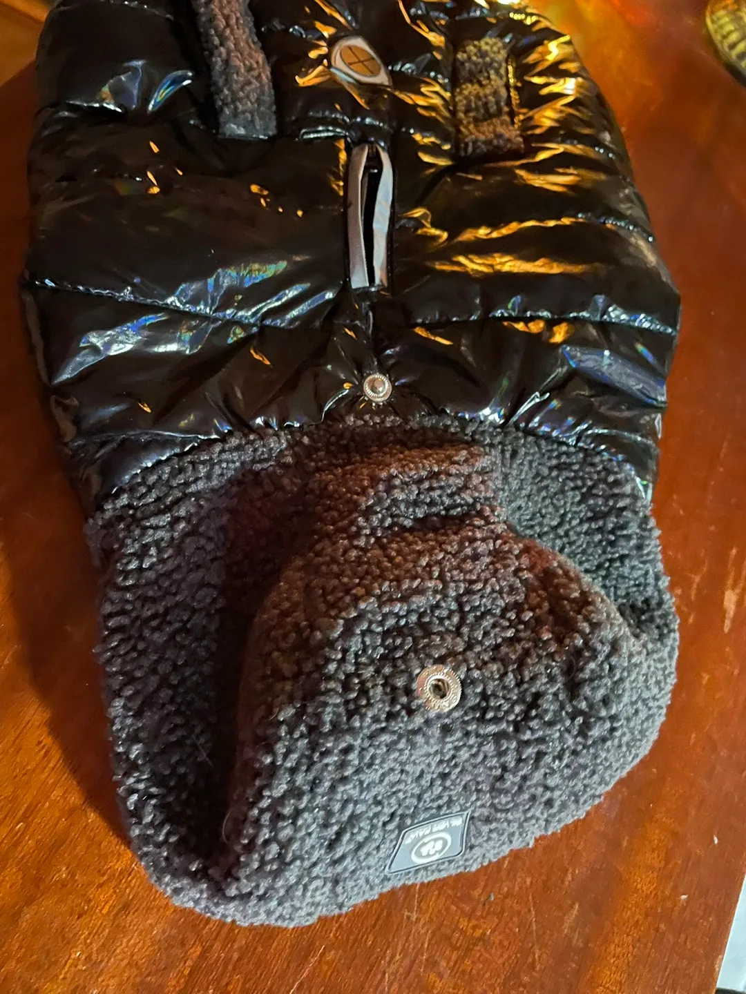 Dog’s Black Puffer Jacket with Sherpa Lining image indicator(3)