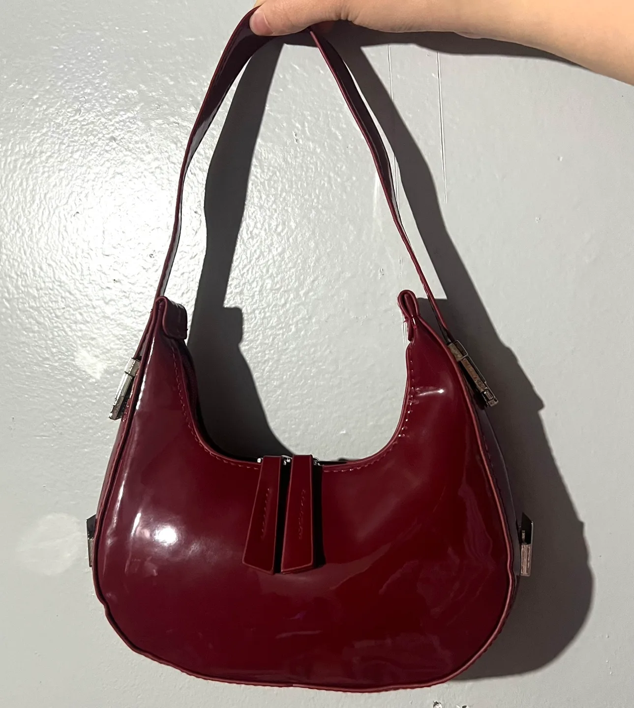 Cherry Red Patent Leather Shoulder Bag image indicator(2)