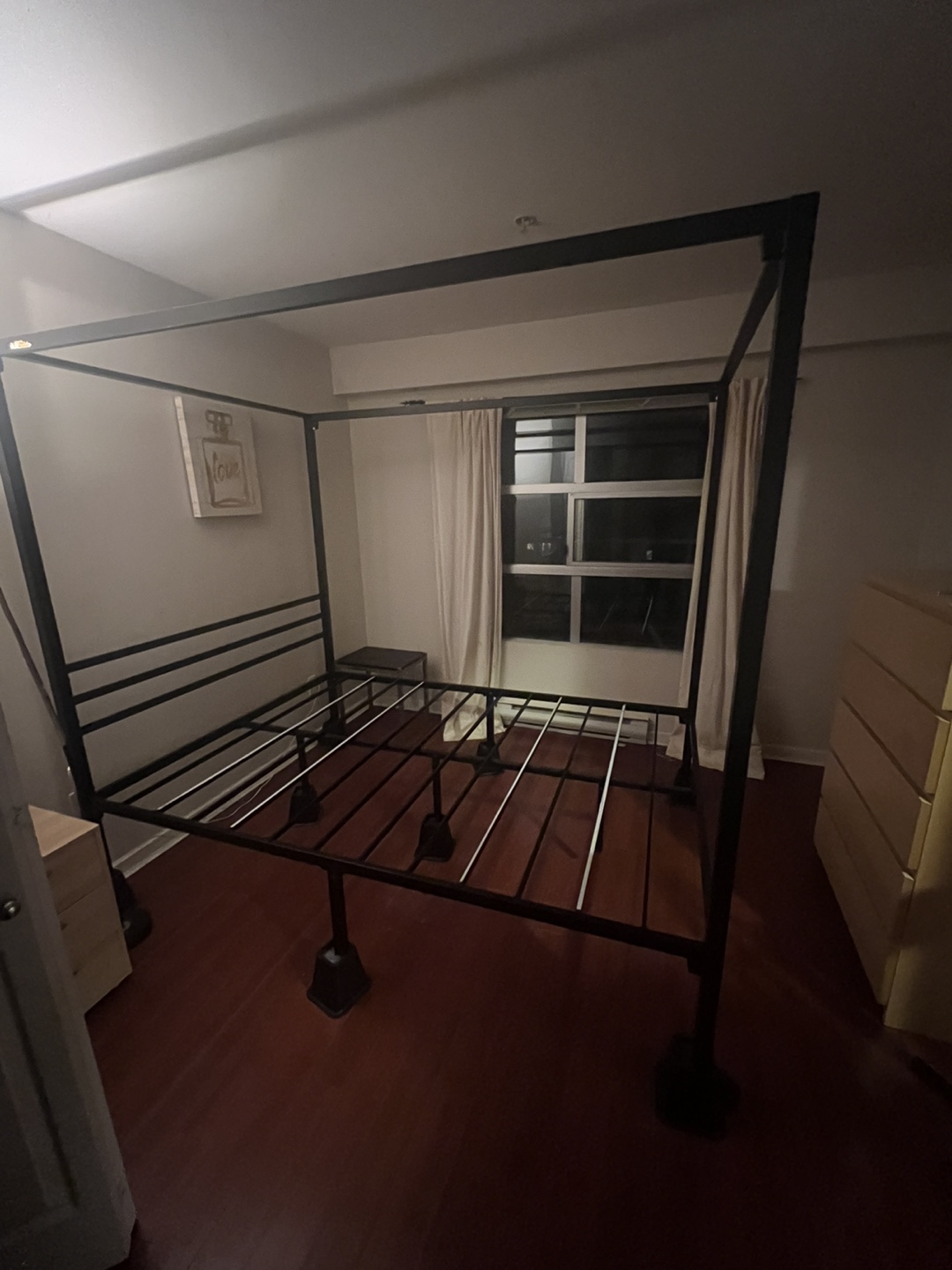 Black Metal Queen Size Poster Bed Frame🧡