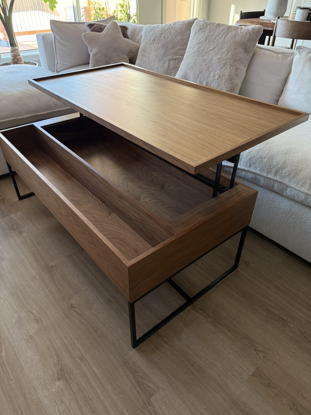 Coffee table with storage 120 cm