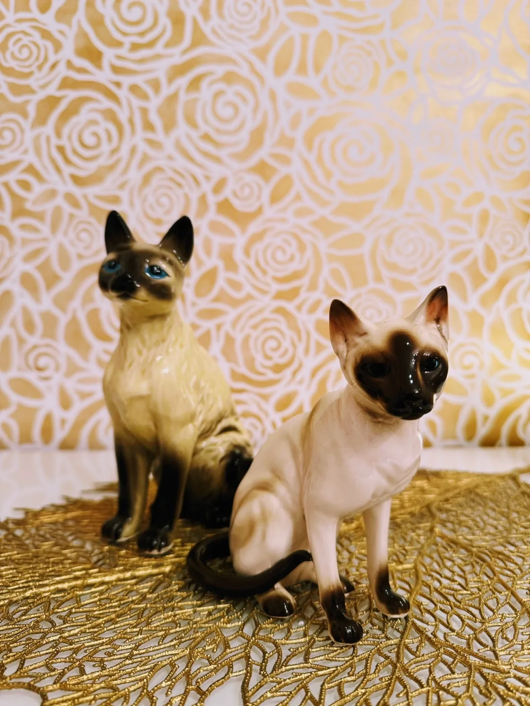 Vintage Japanese Porcelain Siamese Cat Figurines, Set of 2 image indicator(3)