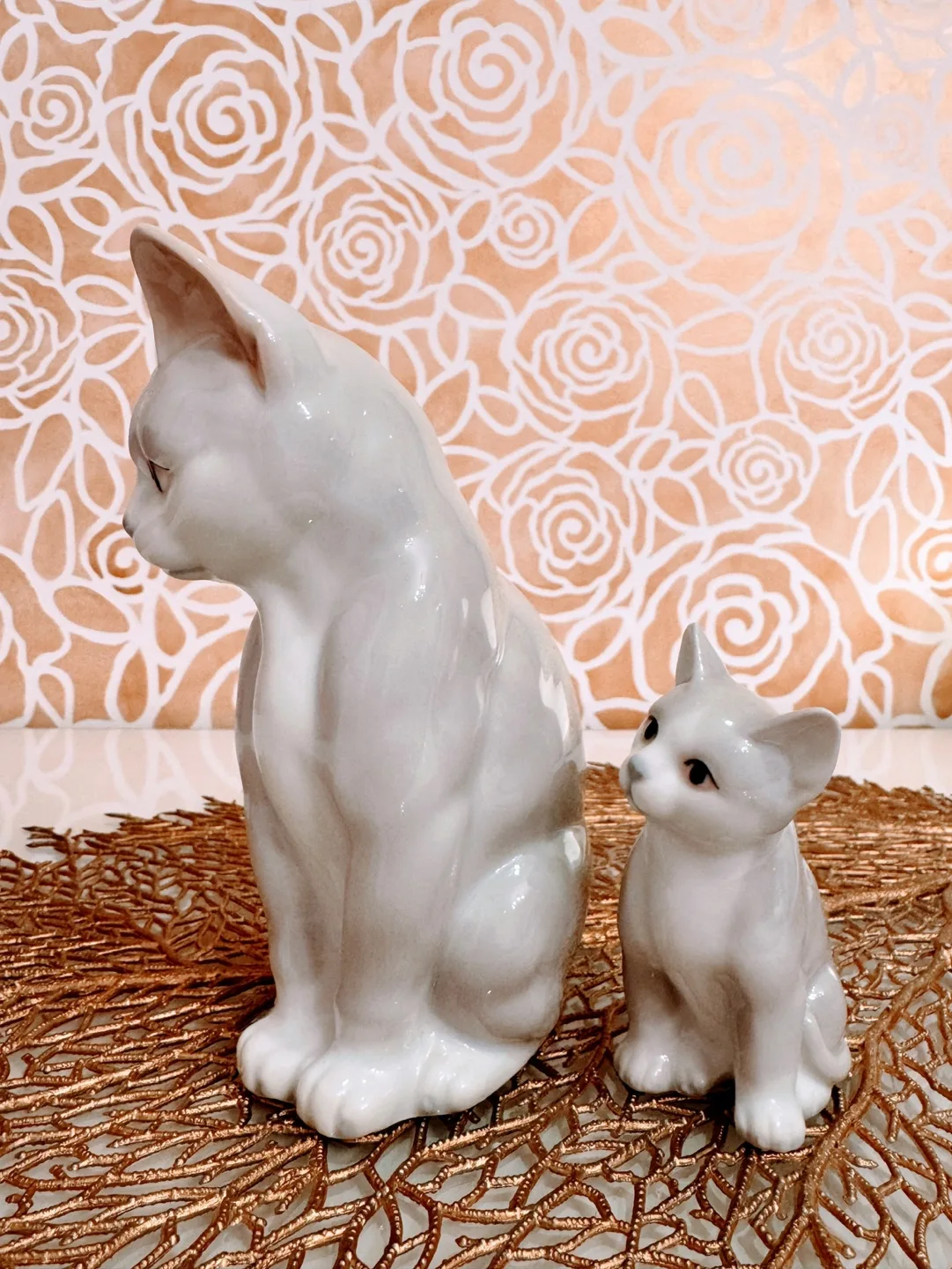 A Set of 2 Vintage Otagiri Japan Cat Figurines image indicator(5)