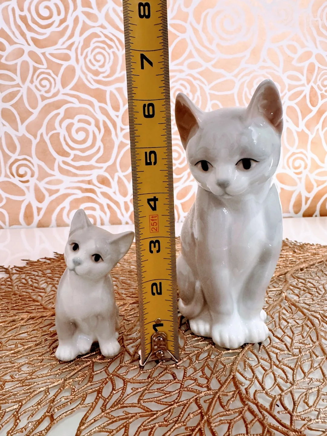 A Set of 2 Vintage Otagiri Japan Cat Figurines image indicator(8)