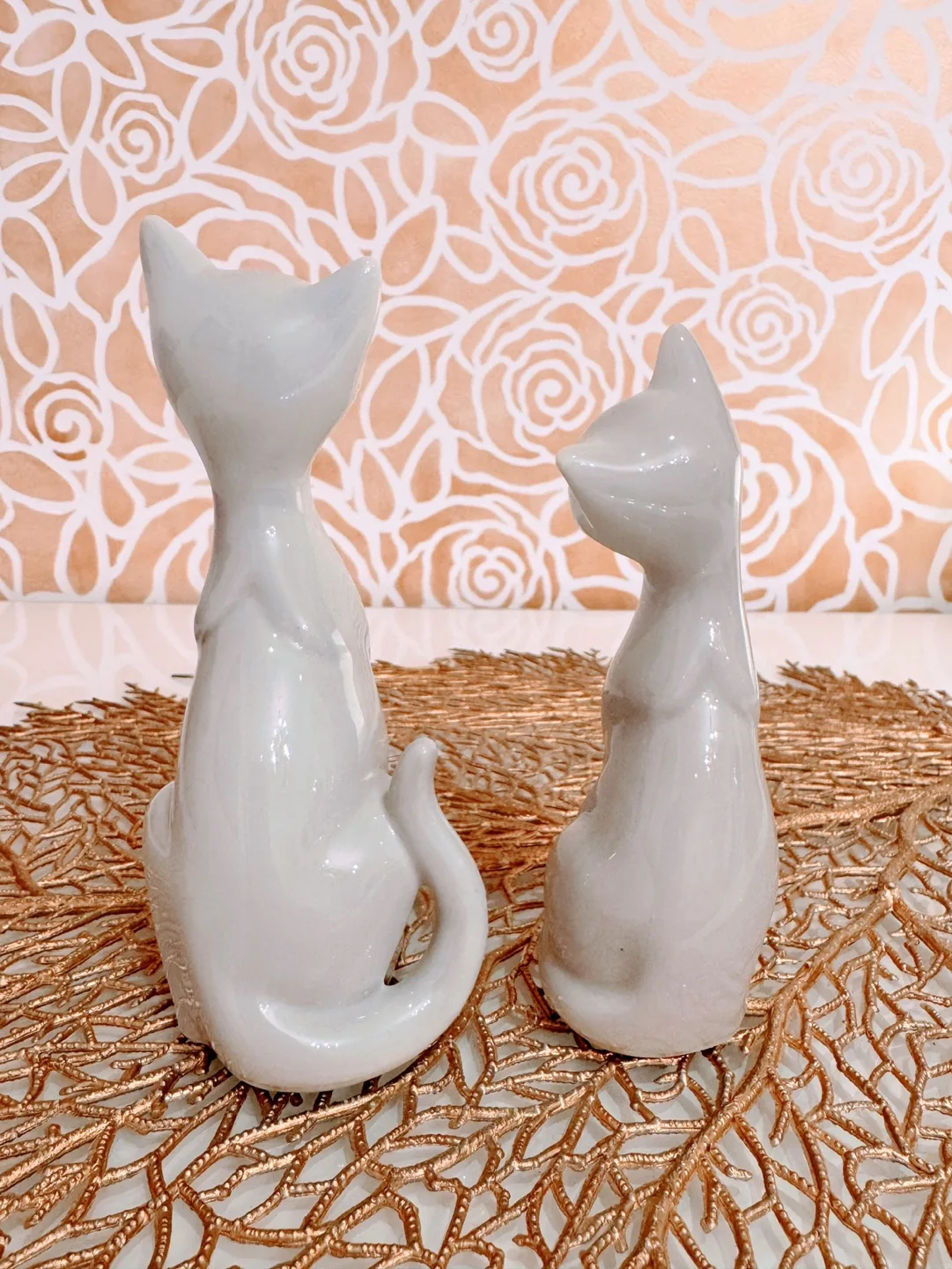 Vintage White Smokey Grey Siamese Cat Figurines, Otagiri Japa image indicator(4)