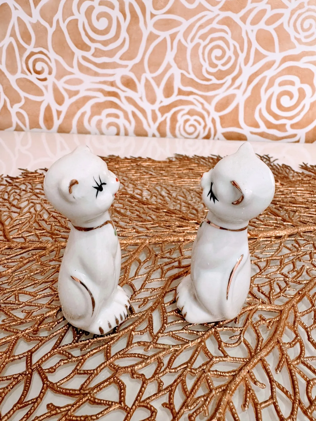 Vintage White Cat Couple Figurines with Golden Jade Collars image indicator(3)