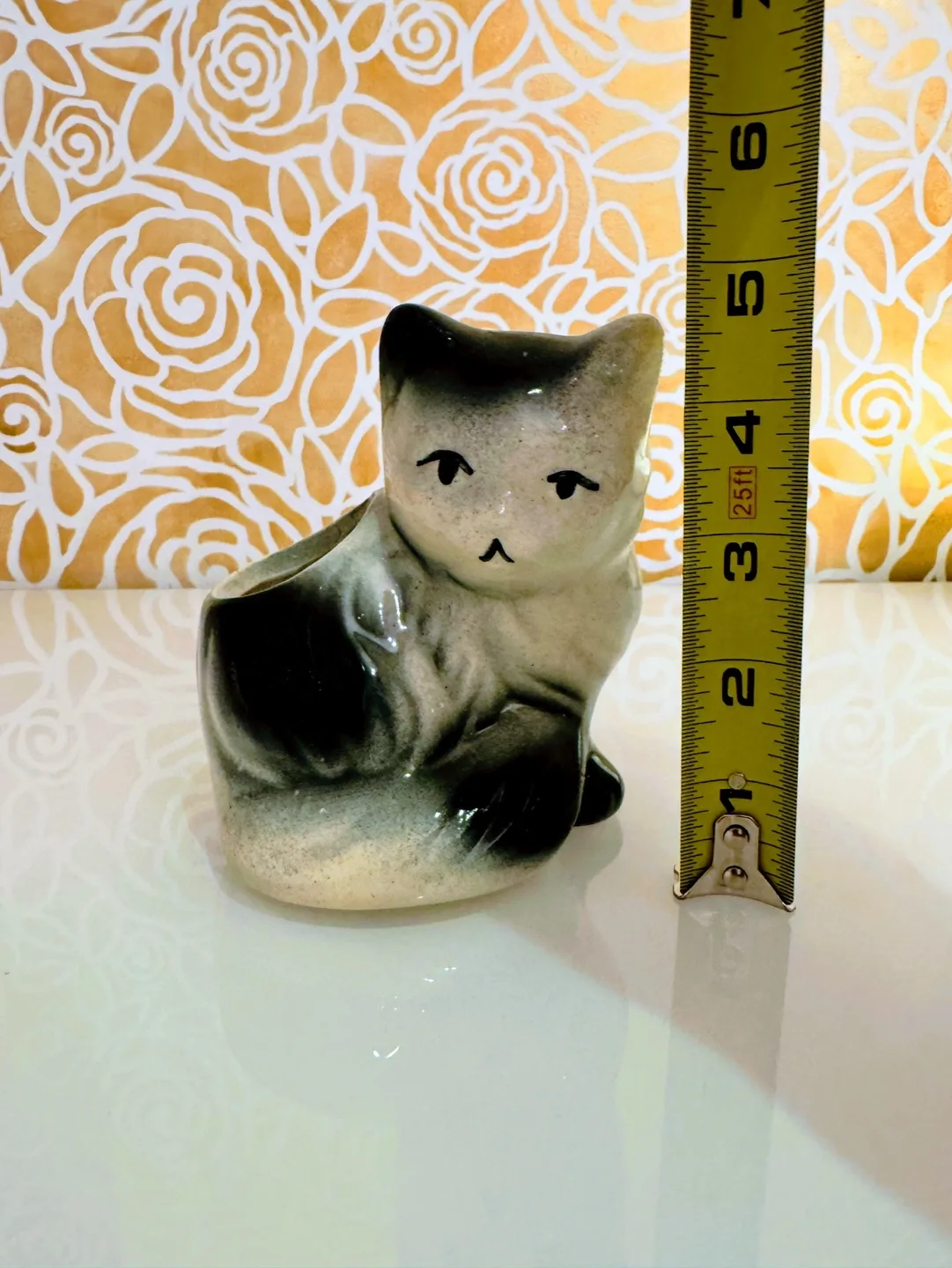 Vintage Cat Planter, 40's Ceramic Black and White Cat Planter image indicator(6)