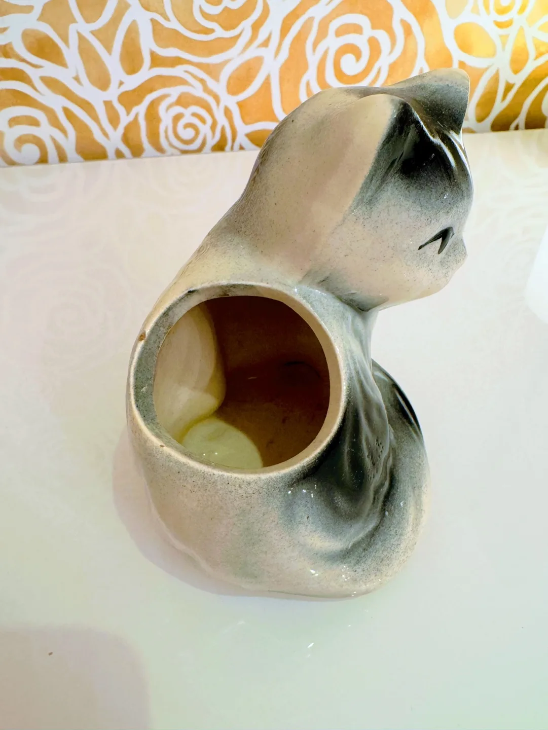 Vintage Cat Planter, 40's Ceramic Black and White Cat Planter image indicator(5)