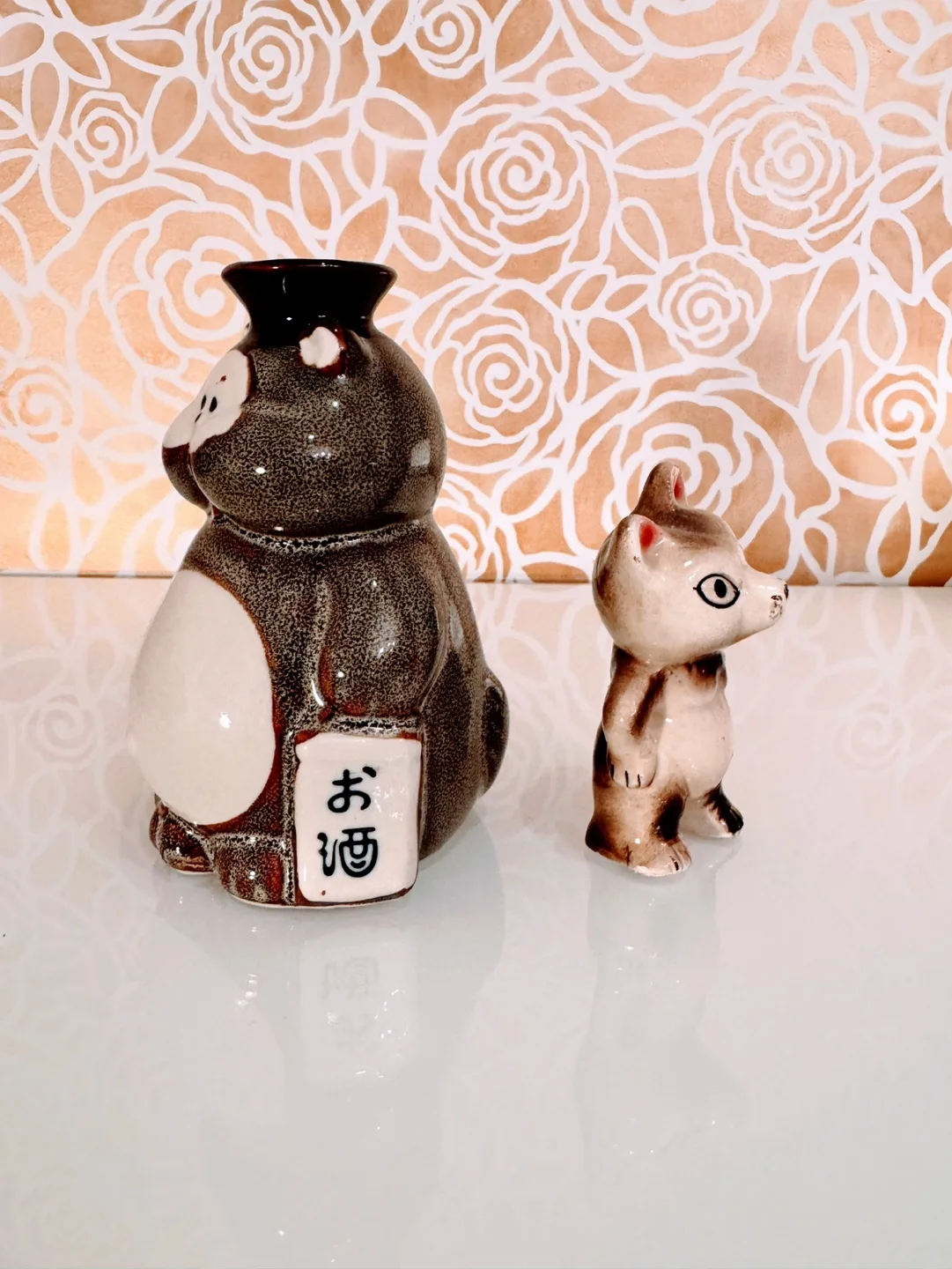 Vintage Japanese Tanuki Sake Bottle Raccoon Figurine Set image indicator(5)