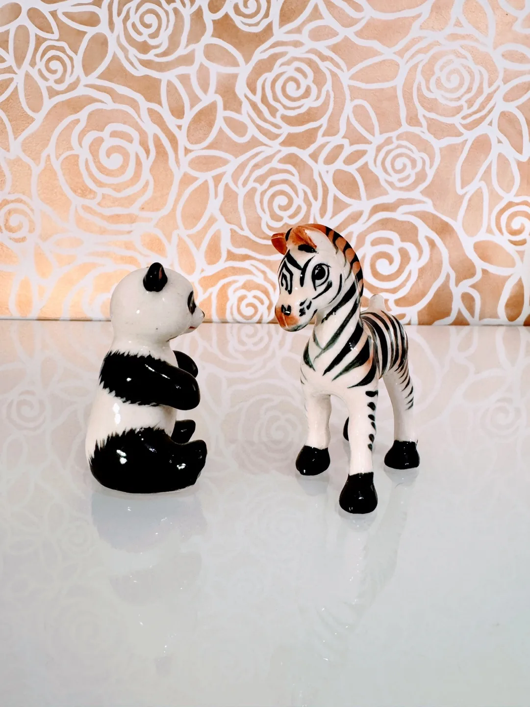 Vintage Animal Figurines: Panda and Zebra image indicator(2)