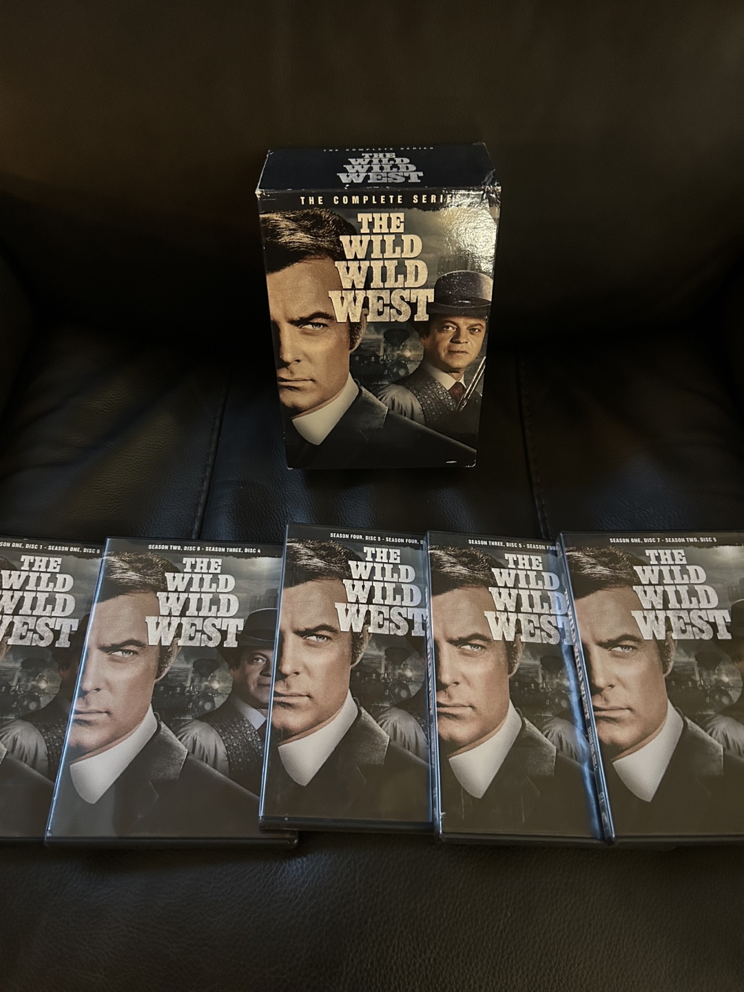 The Wild Wild West: Complete Series (26 Disc DVD Set)
