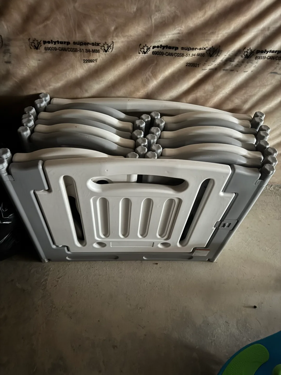 Foldable Baby Playpen image indicator(2)