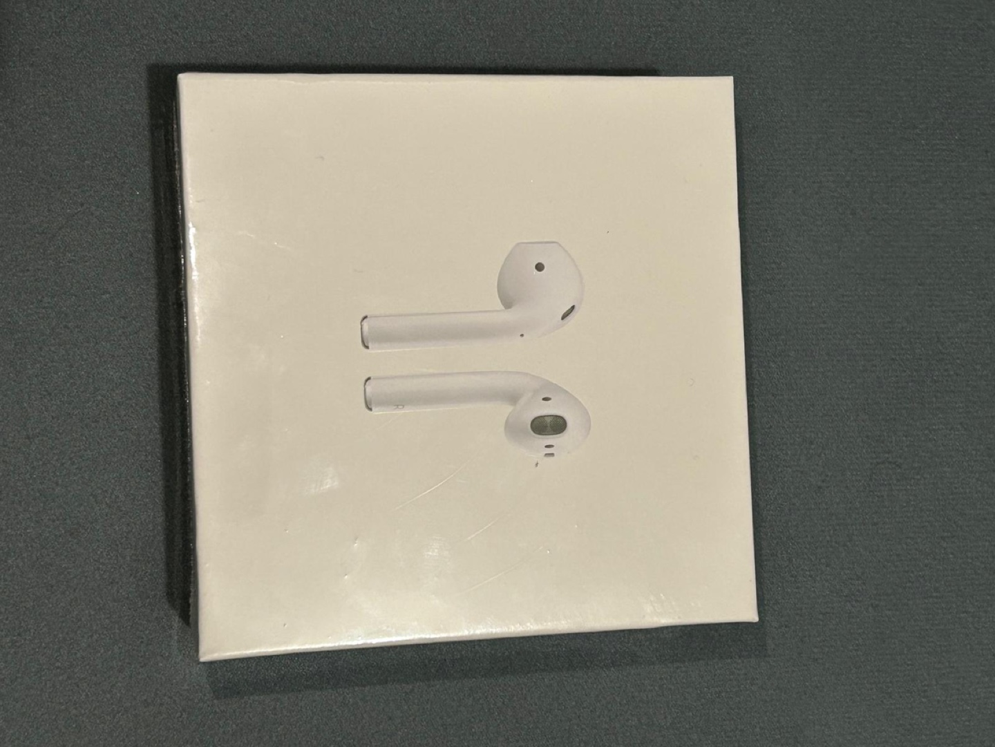 New Apple AirPods with Wireless Charging Case