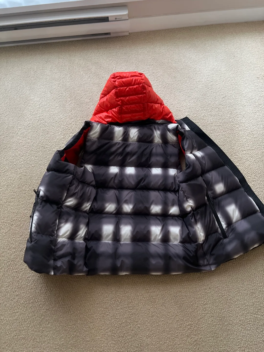 Knuckles Mackage Power Puff Stash Vest image indicator(2)