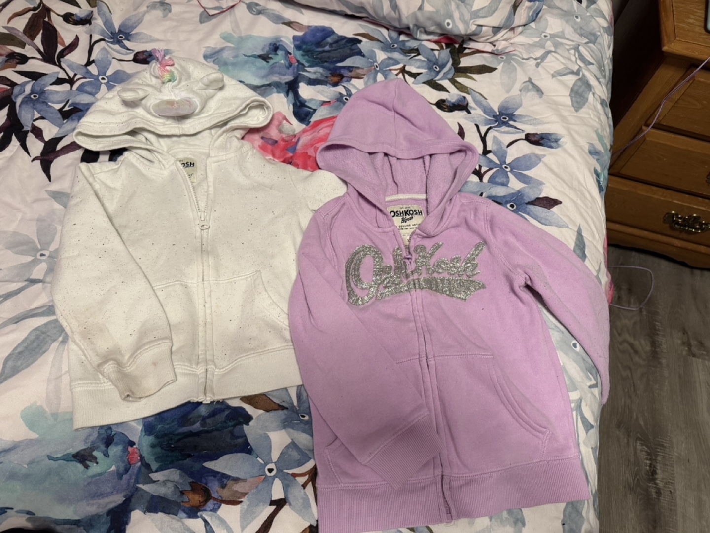 Girls' OshKosh Zip-Up Hoodies 3t