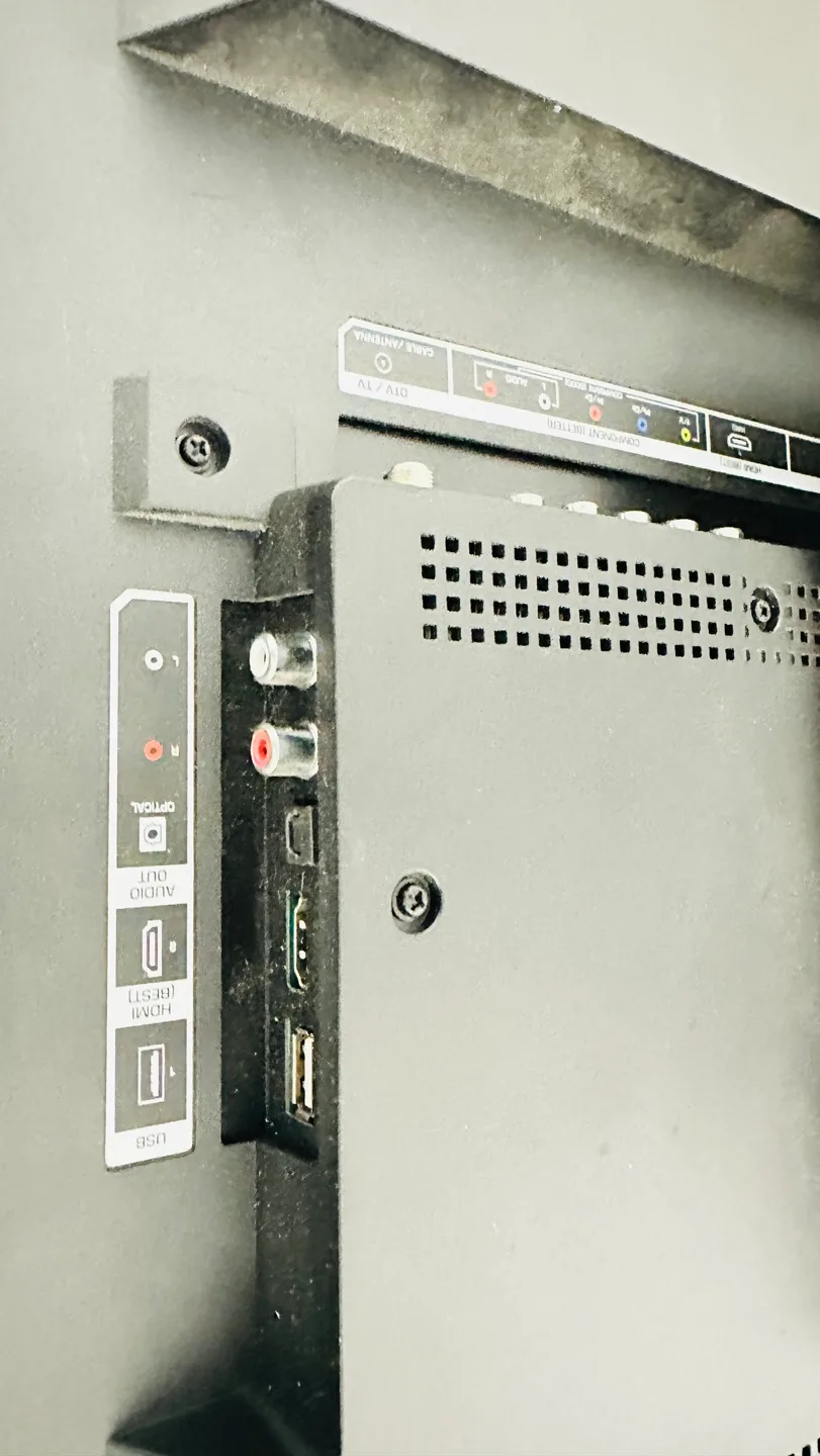 VIZIO 32 Inch D32hn-E0 LED HDTV image indicator(2)