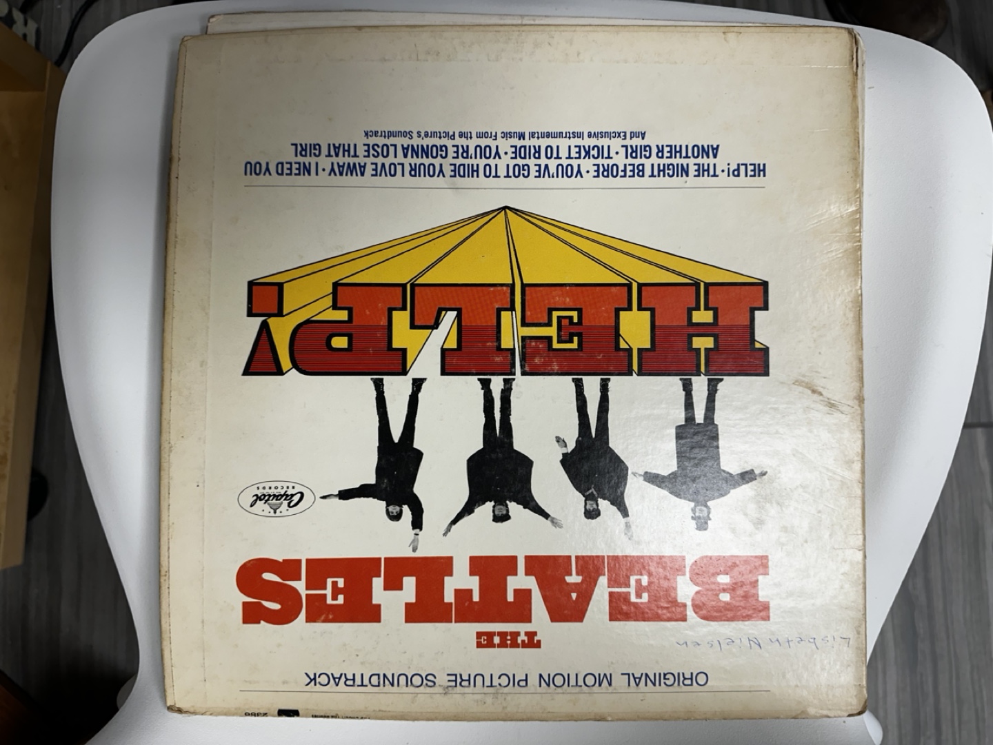 Vintage Beatles Vinyl Record Collection (4 LPs) - photo 5