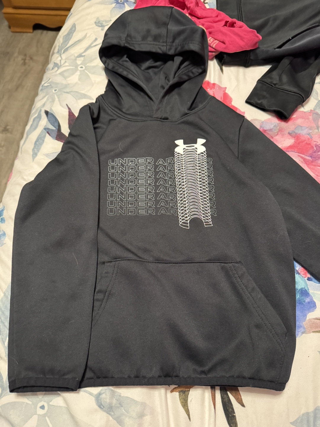 Under Armour Black Hoodie youth size small